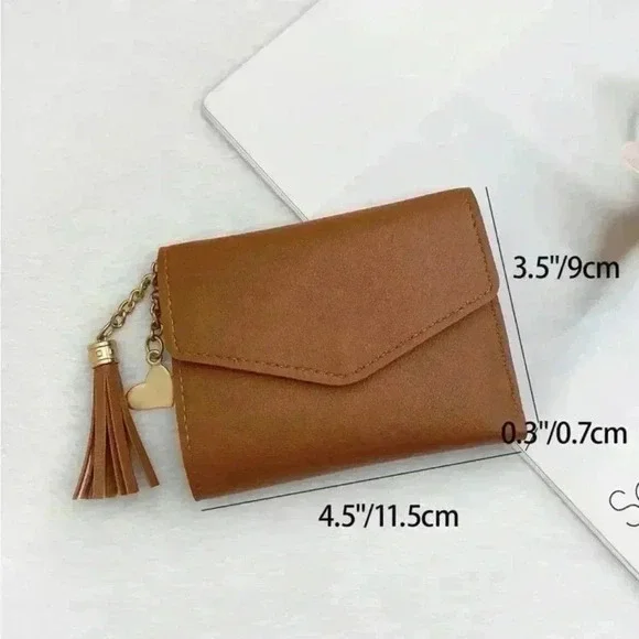 ⚠️Clearance Brown Heart And Tassel Wallet / Cardholder - Picture 3 of 4
